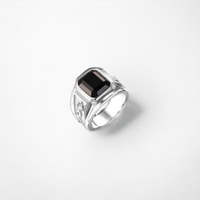 Onyx Majesty Ring