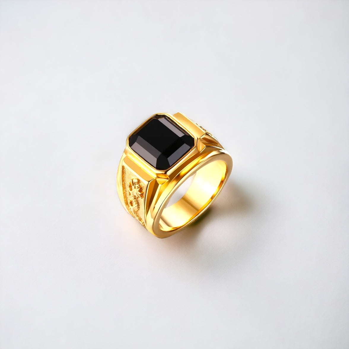 Onyx Majesty Ring