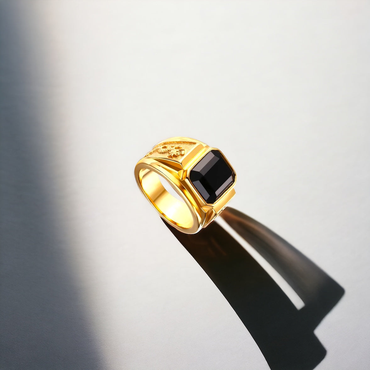 Onyx Majesty Ring