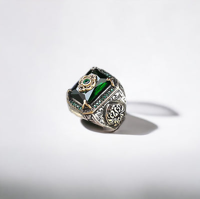 Emerald Regal Ring