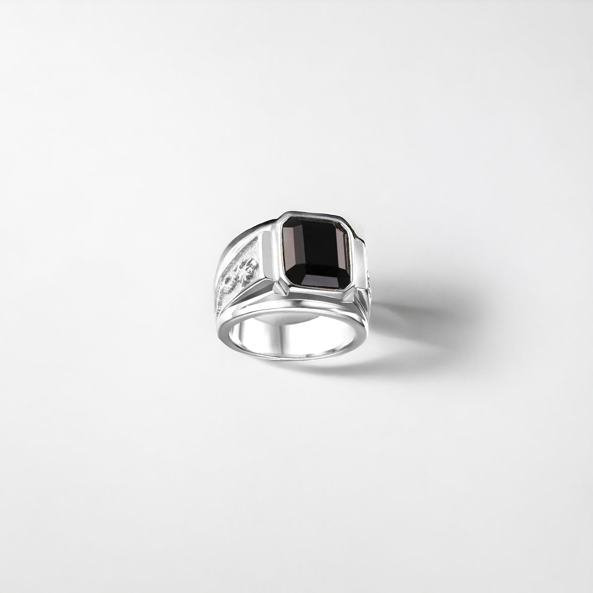 Onyx Majesty Ring