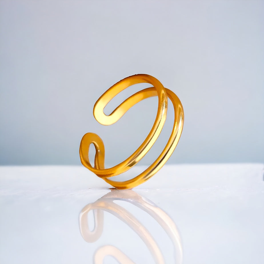 Luxe Twisted Ring