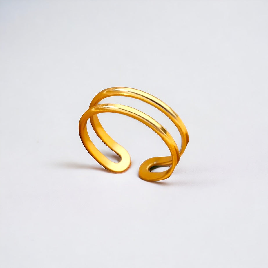 Luxe Twisted Ring